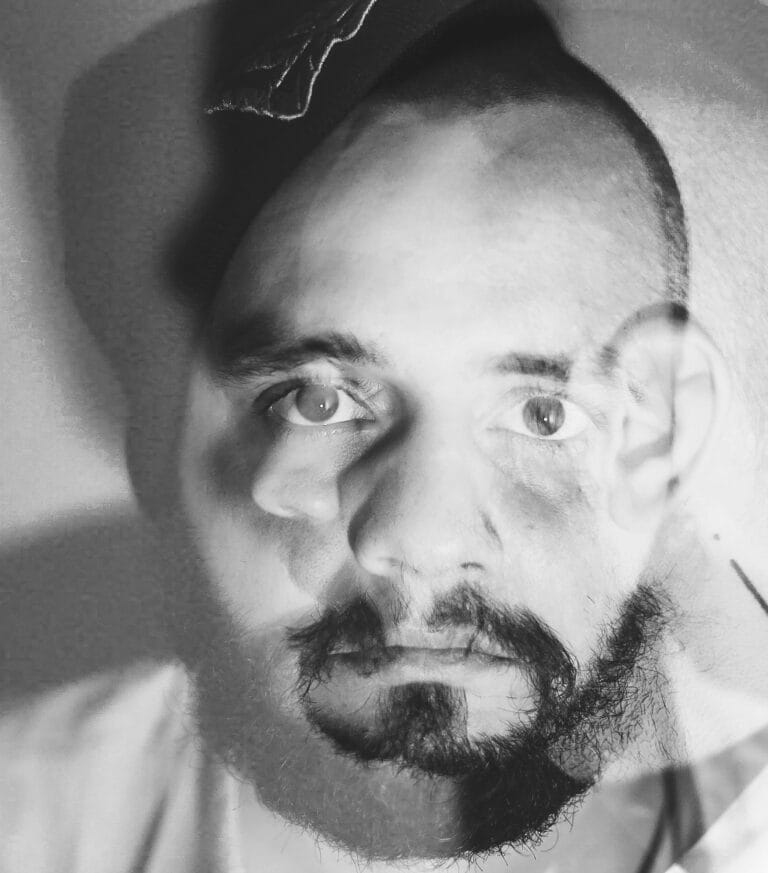 Video production by Vitor Devechiati, providing cinematic storytelling for brands and personal projects in Gold Coast. Video poster for portfolio section.